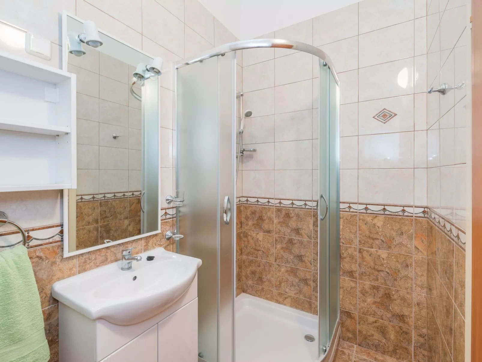 Apartment Partelj 9 - Image-tags.info