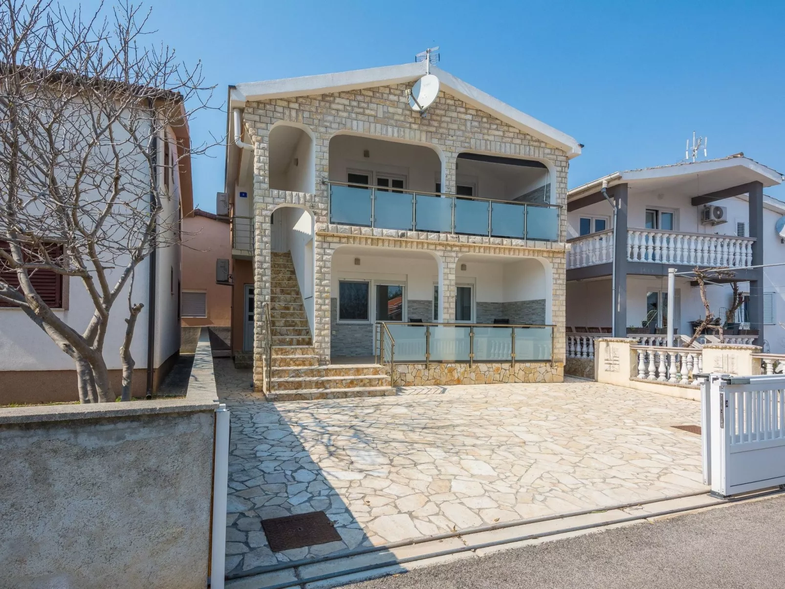 Apartment Wenig - Image-tags.info