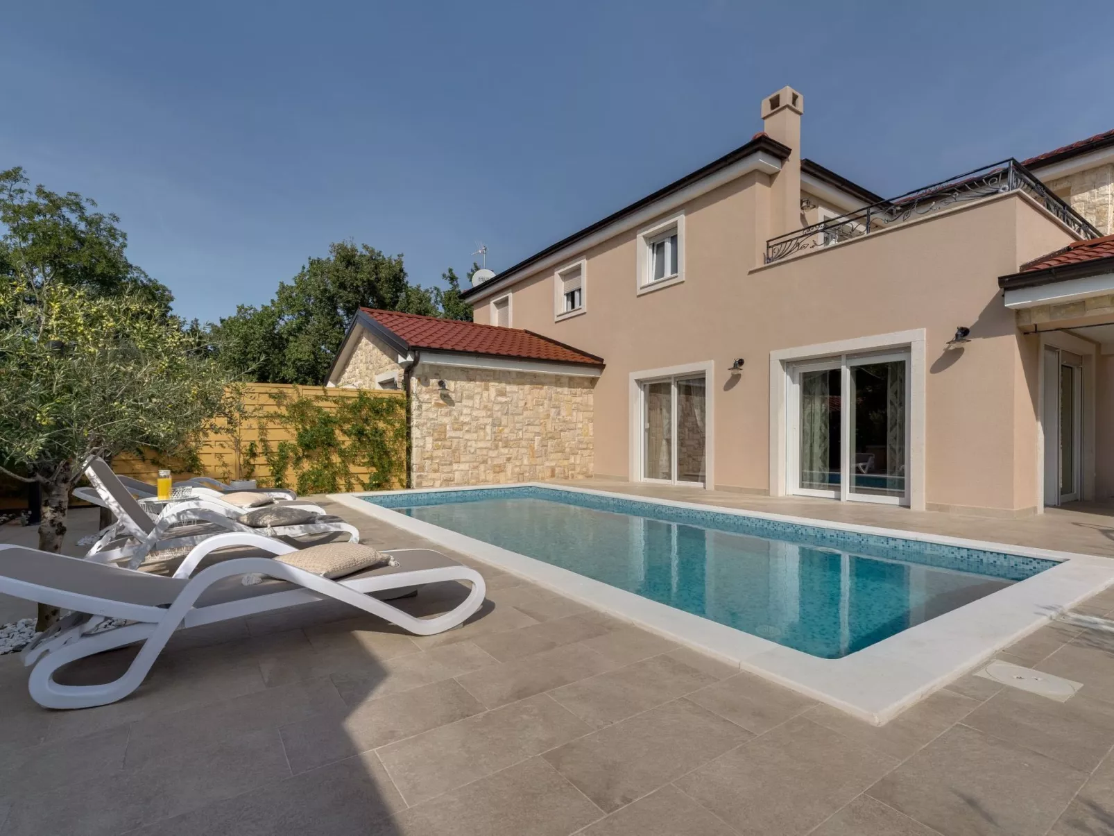 Villa "Lukas und Ana" mit Schwimmbad - Image-tags.info