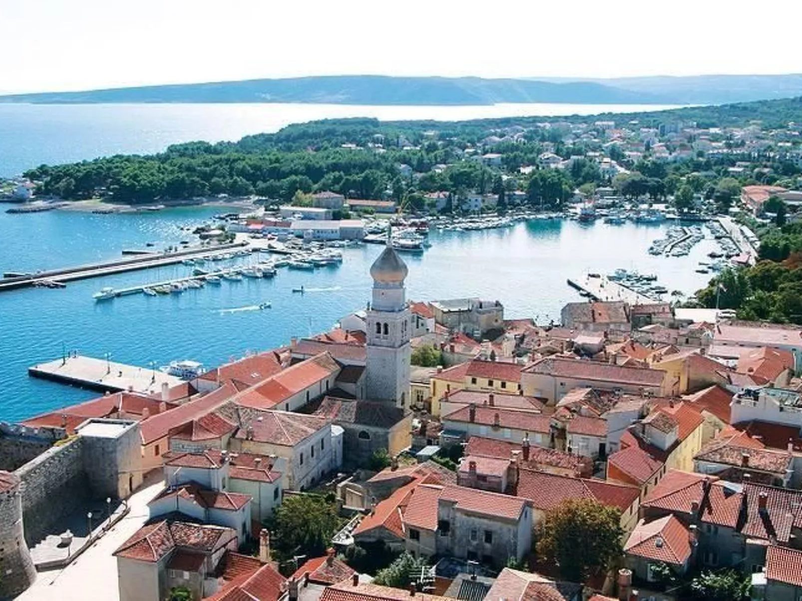 "Lana" mit Schwimmbad - Image-tags.info