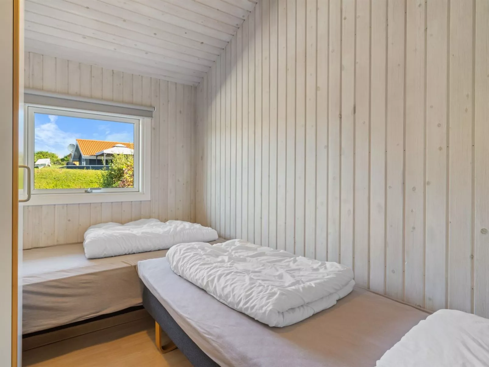 "Sybil" - 350m from the sea - Binnen