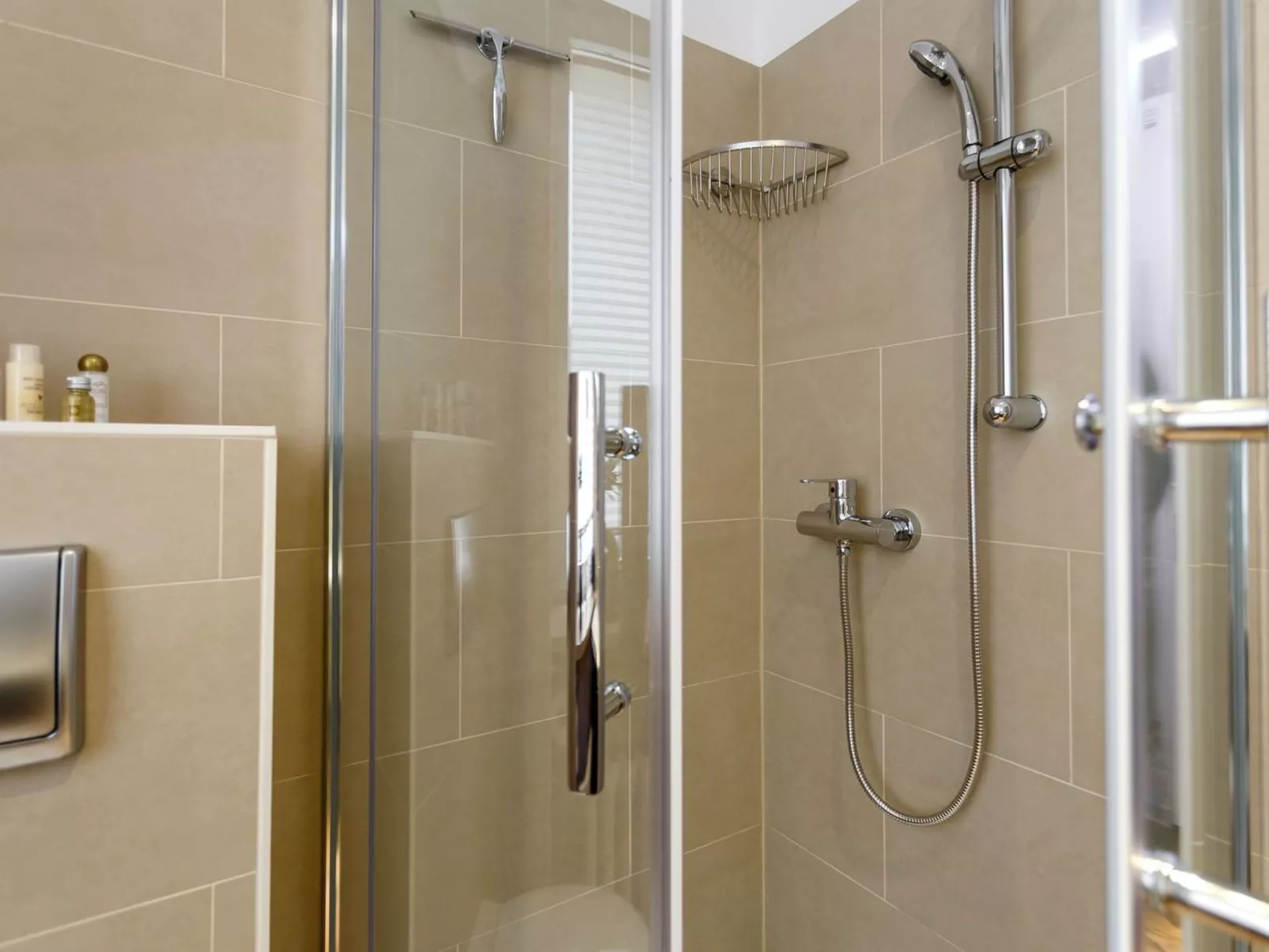 In Berliner Innenstadt, Siegessäule-Nähe - Binnen