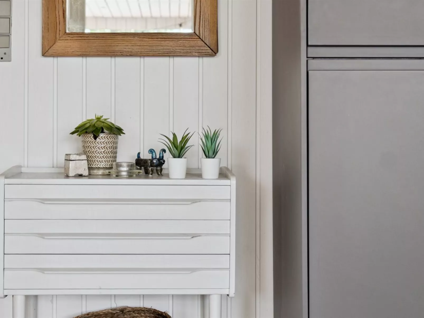 "Bjarni" - 180m from the sea - Binnen