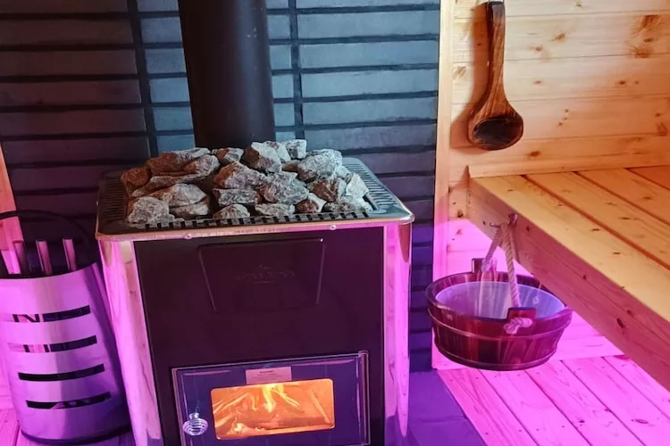 Dom wakacyjny z sauną we Frydrychowie-Sauna