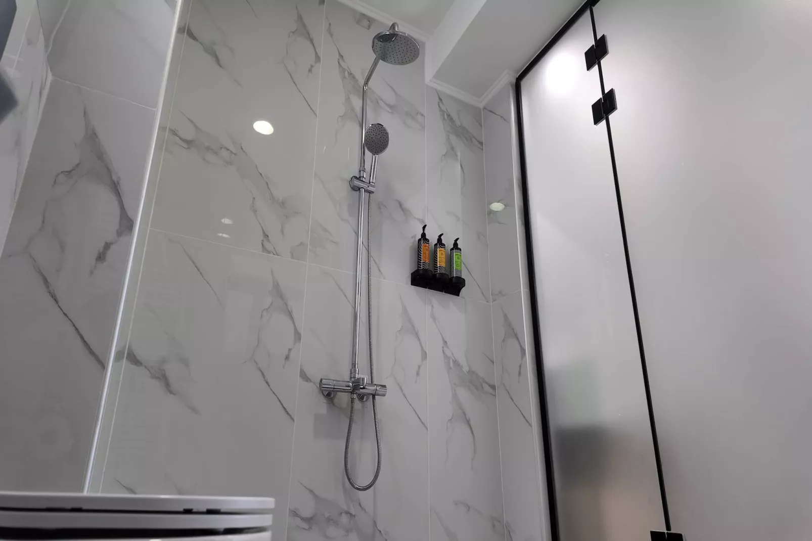 Double Superior Room with Balcony-Badkamer