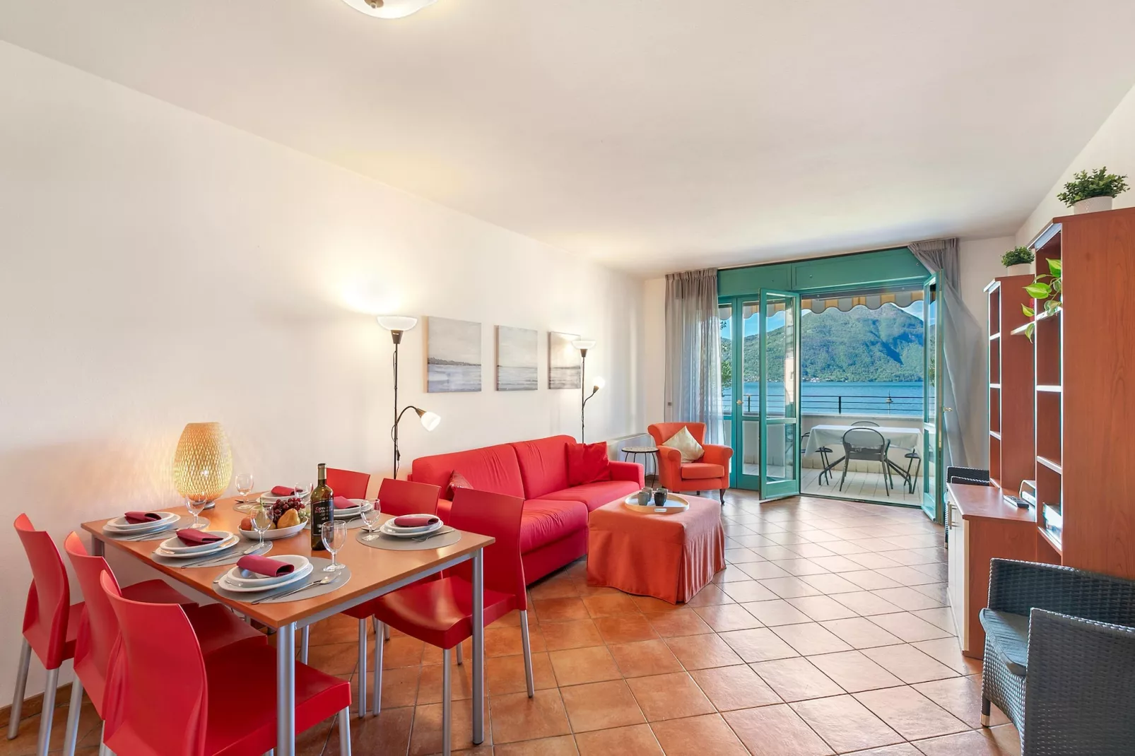 RESIDENCE PORTO LETIZIA - PALACE-2ROOM APT 6 PAX LAKE VIEW DELUXE 8210 - P2LD6 - Woonkamer
