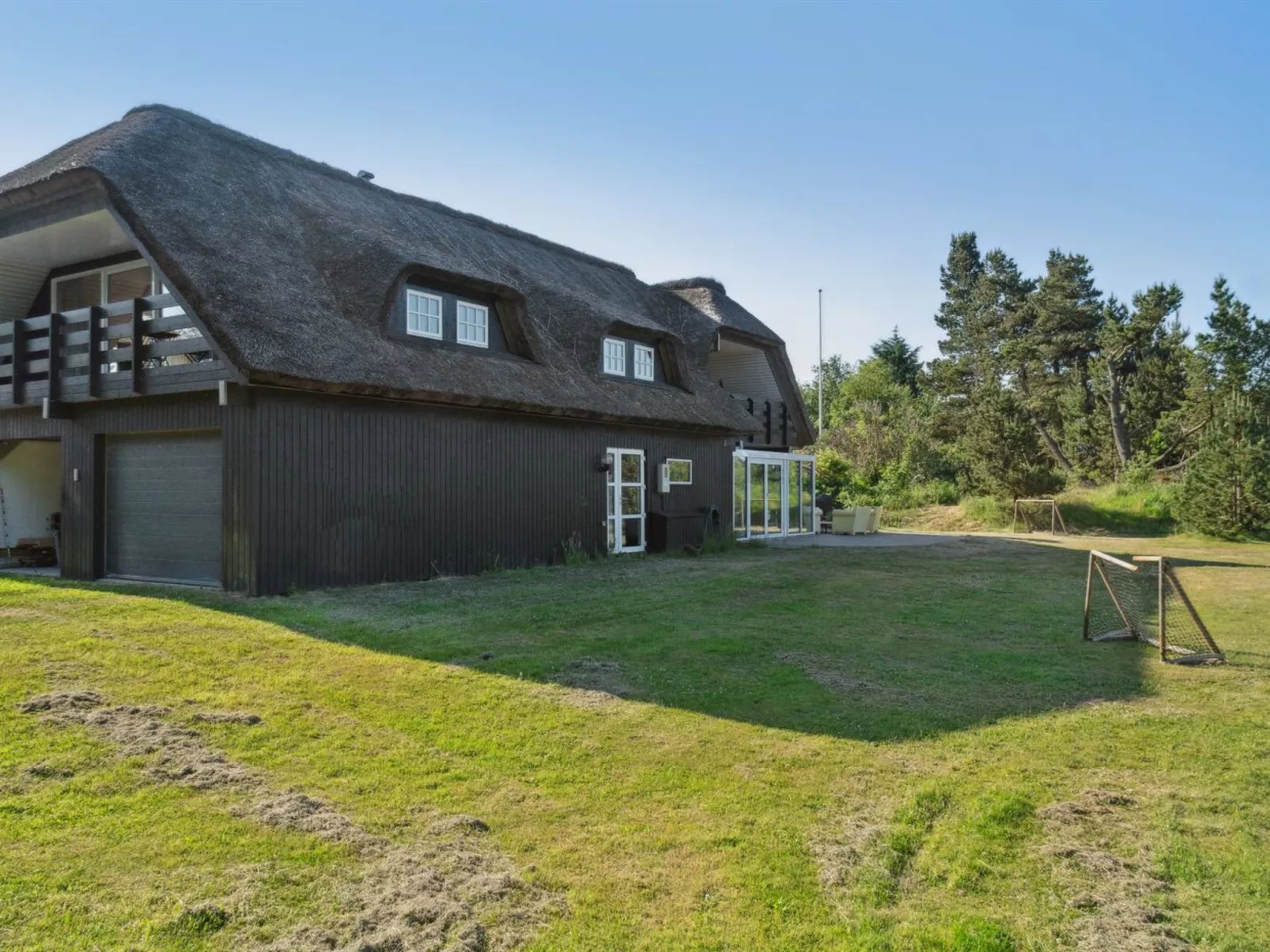 "Gertrudis" - 2km to the fjord-Buiten