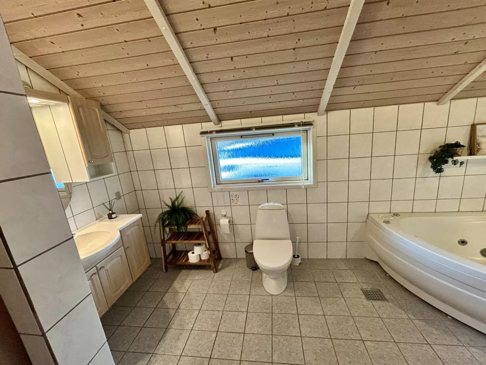 "Kalli" - 350m to the fjord-Binnen