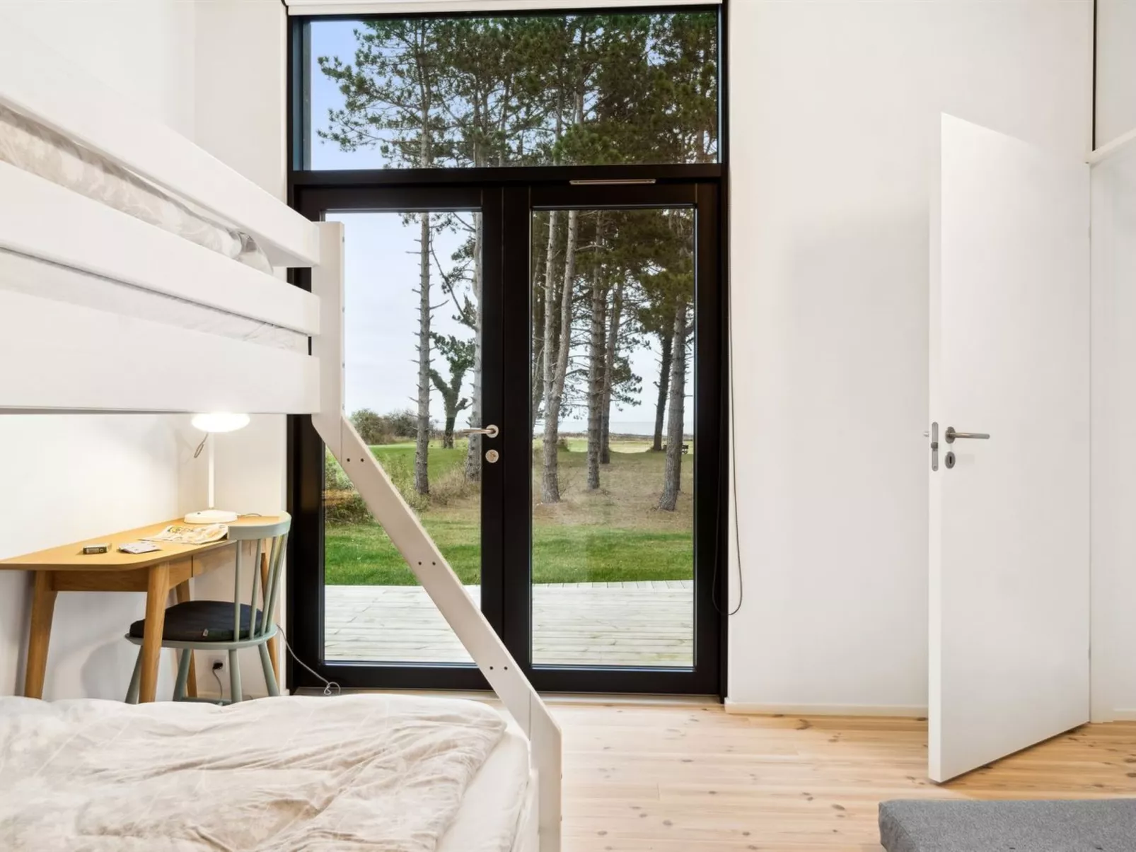 "Herlugh" - 10m from the sea - Binnen