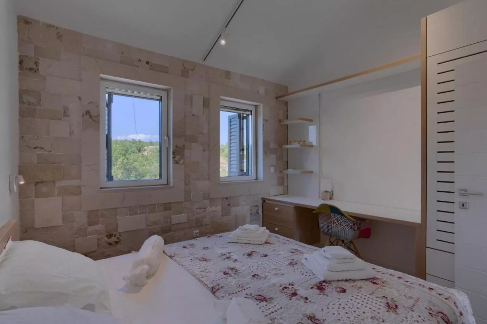 Villa Vera -Three Bedroom Villa with Swimming pool - Slaapkamer