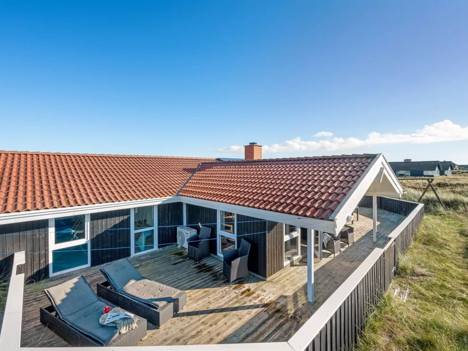 "Jaana" - 10m from the sea - Buiten