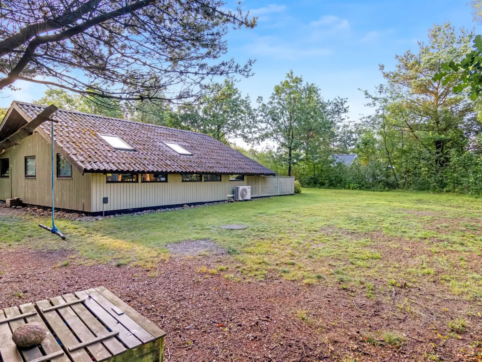 "Torhild" - 30km from the sea - Buiten