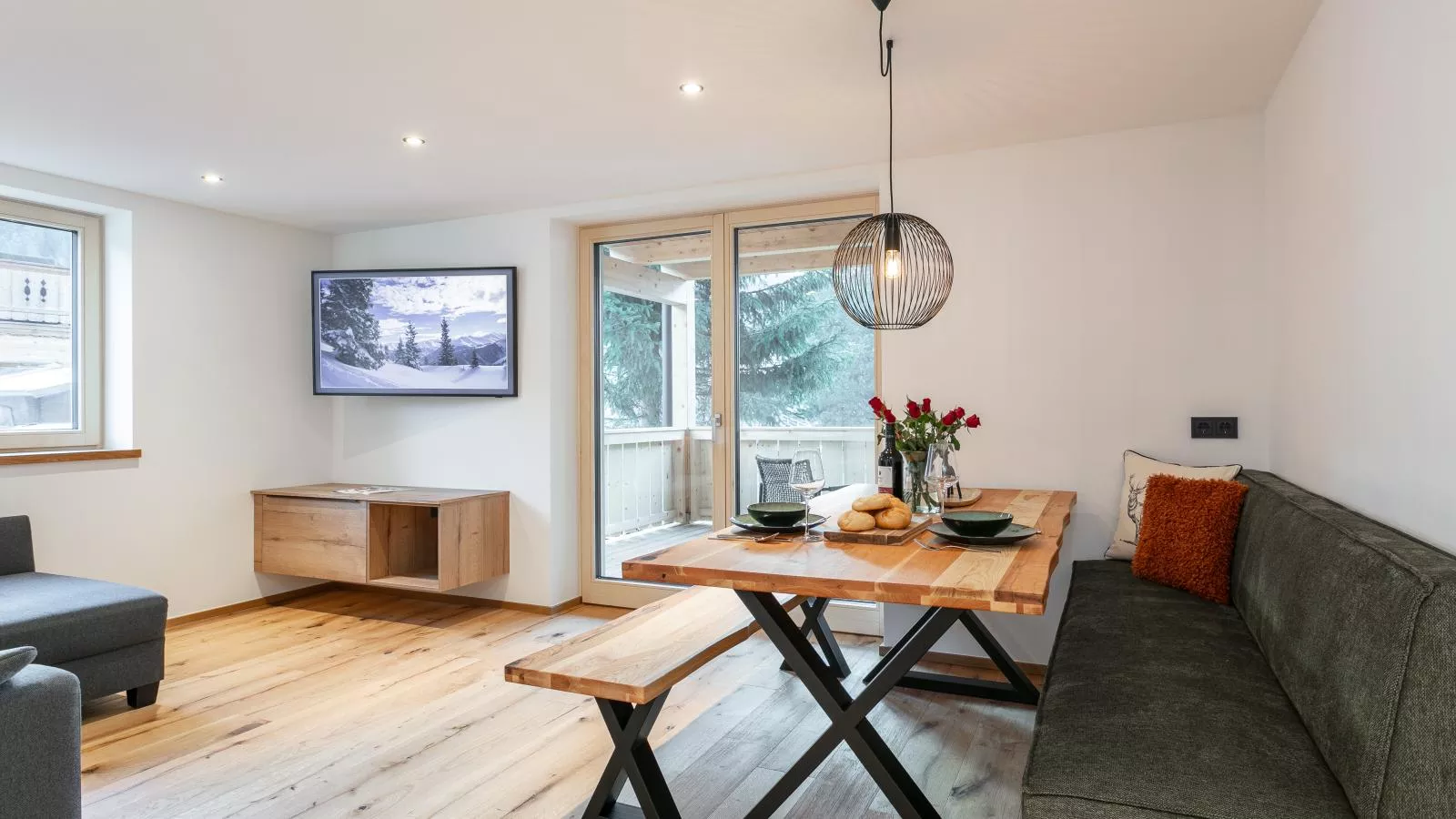 Haus Tauernblick Top 2-Eetkamer