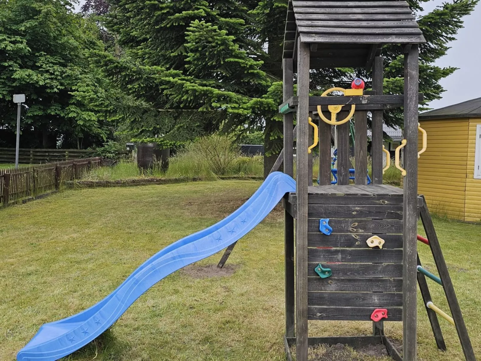 "Senija" - 6.5km from the sea-Buiten