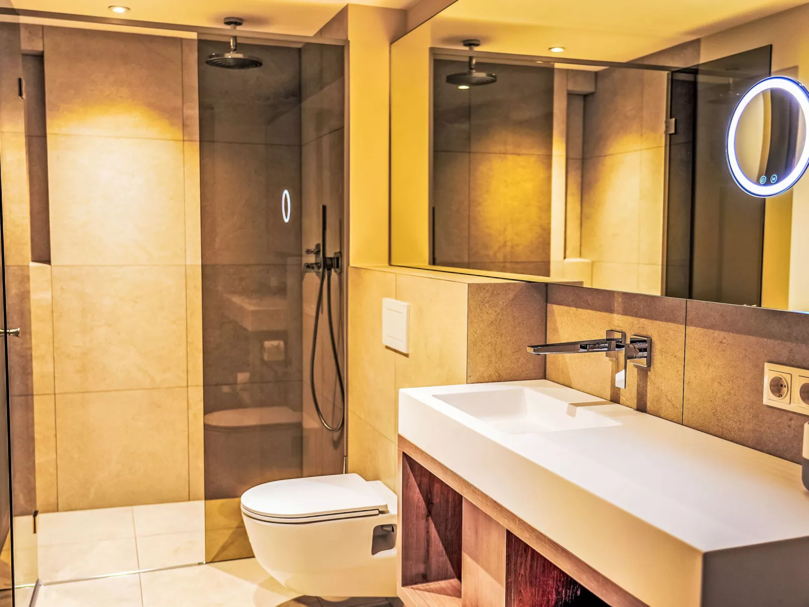 Aparthotel Iris-Binnen