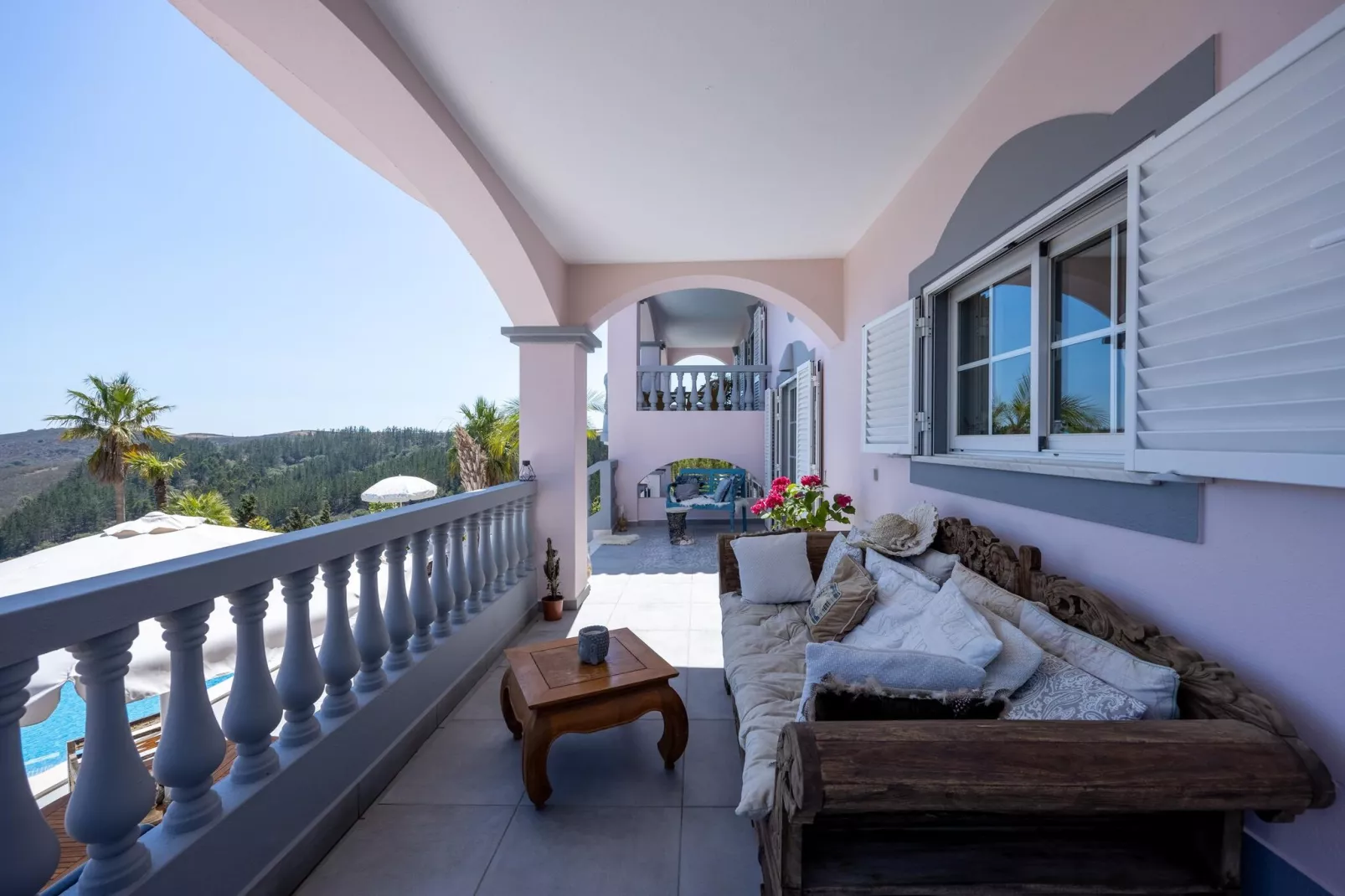 Surga - Terrasbalkon