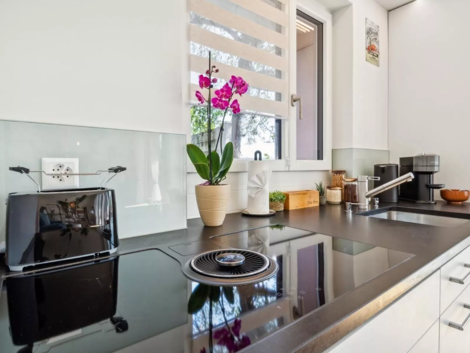 Aare View Apartment - Image-tags.info