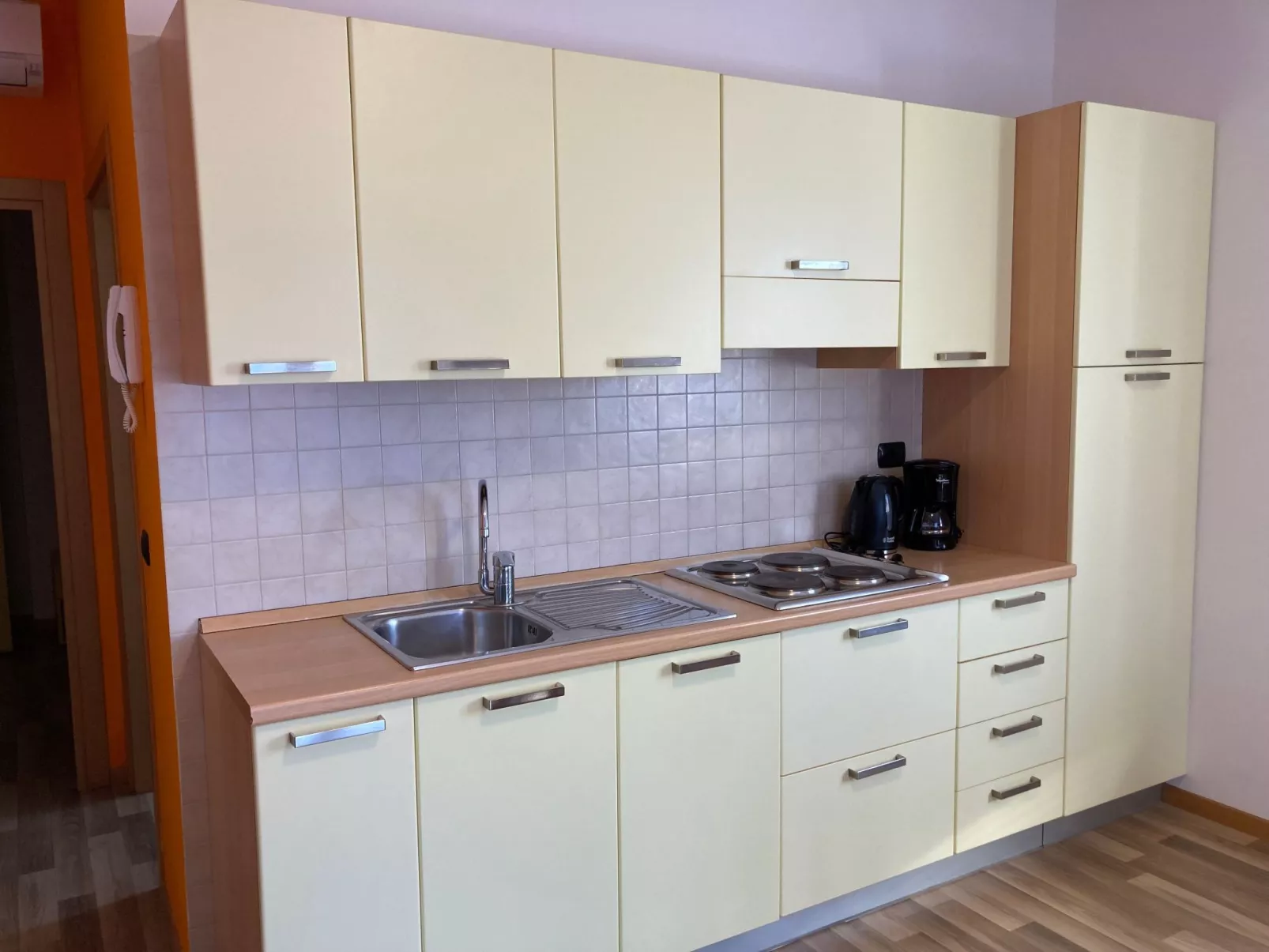 App nr. 3 - Image-tags.info