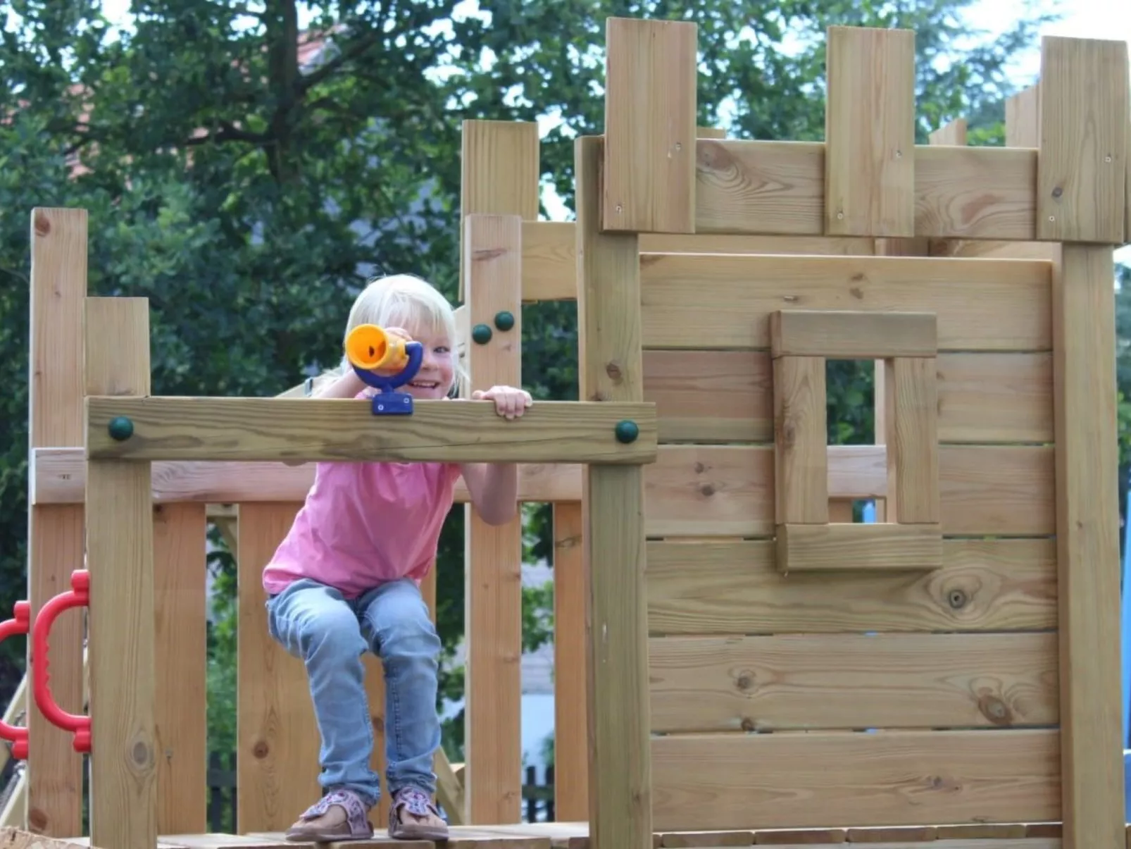 Dornröschen mit südseitigem Balkon-Image-tags.info