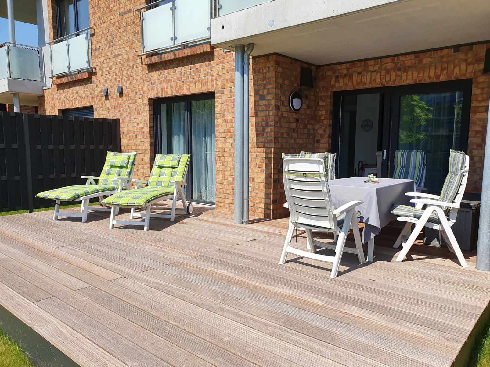 Komfortable Ferienwohnung in Ostseebad Damp mit Großer Terrasse - Image-tags.info