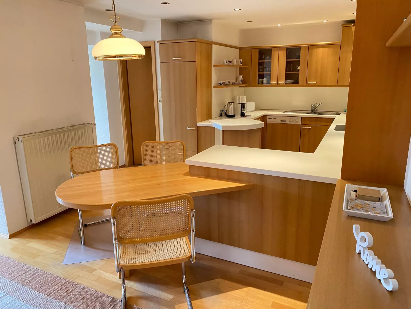 Studio in zentraler Lage - nur wenige Minuten zum See und Stadt - Image-tags.info