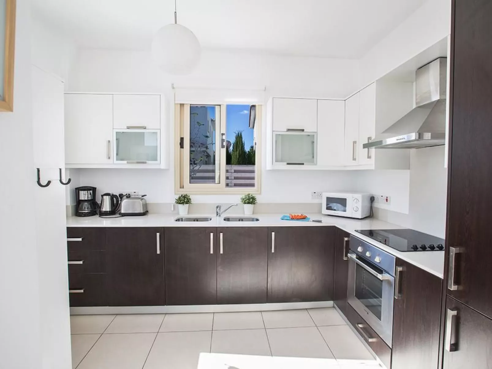 Ferienvilla PV17 mit Sonnenterrasse und Pool - Image-tags.info