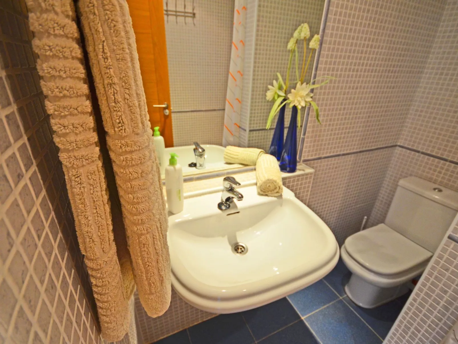 Wunderschöne Ferienwohnung in Costa Calma mit gemeinsamem Pool, Terrasse und Ga - Image-tags.info