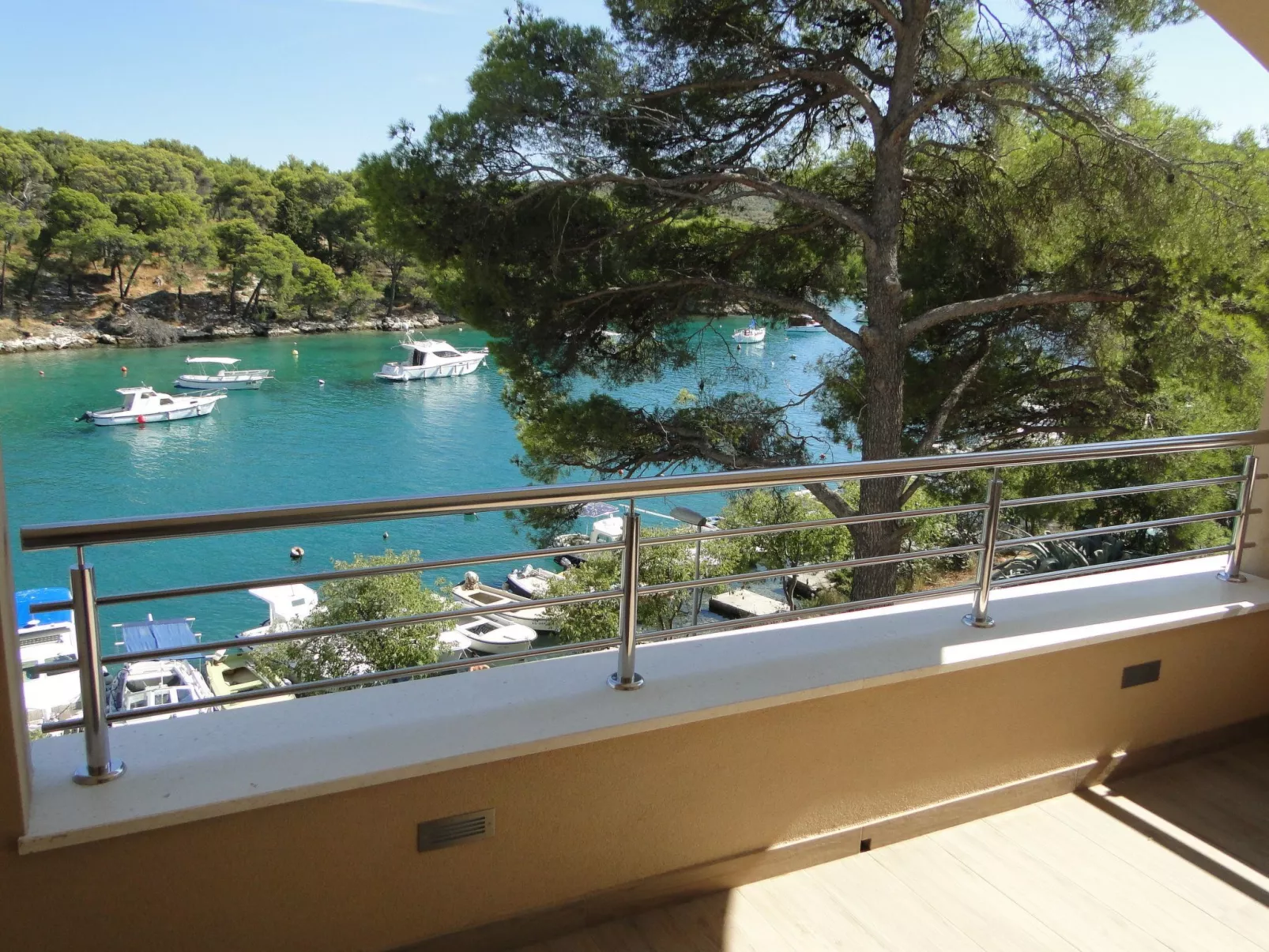 Villa Aurea 4 - Image-tags.info