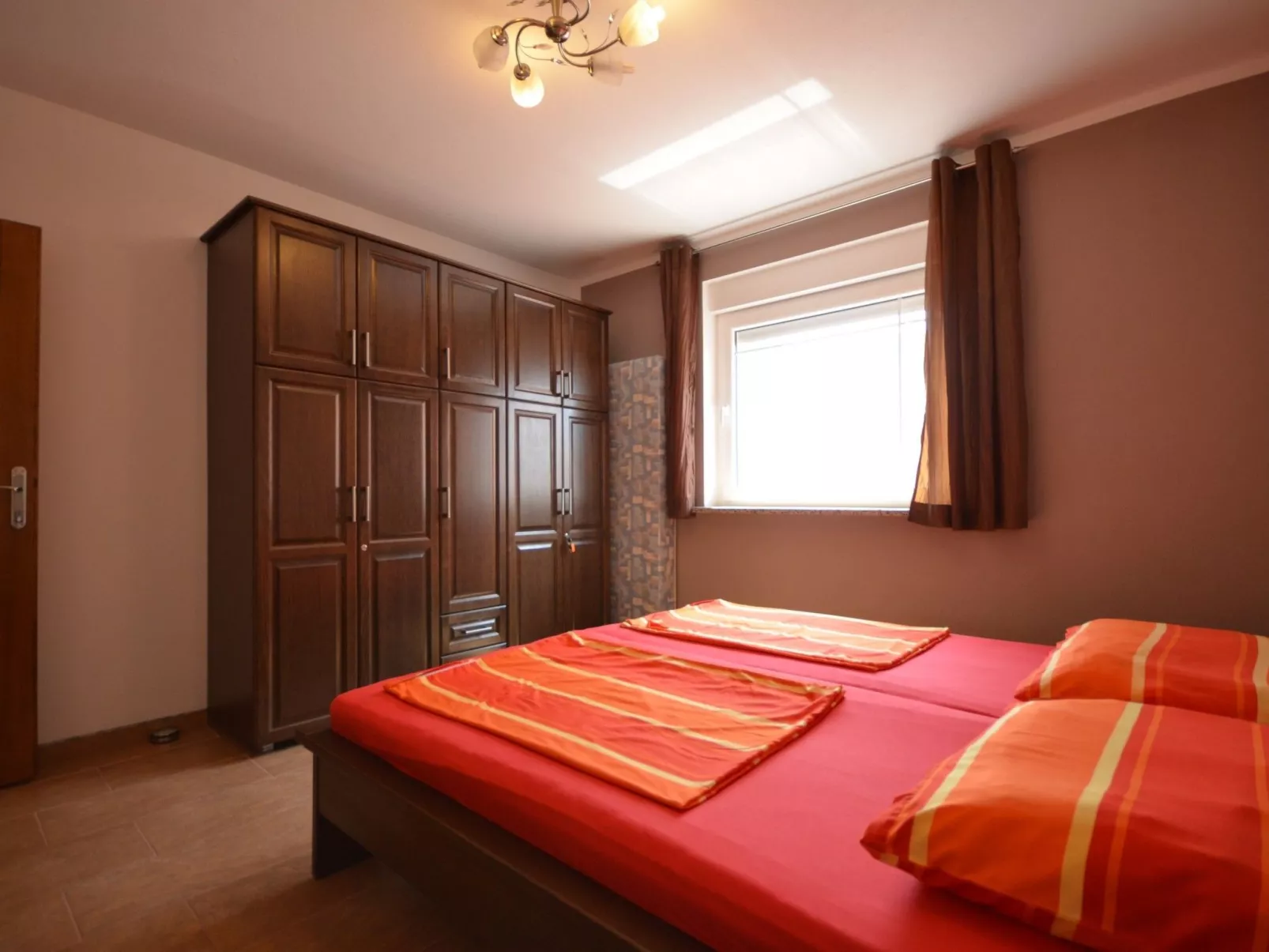 Apartment Komljen 1 - Image-tags.info