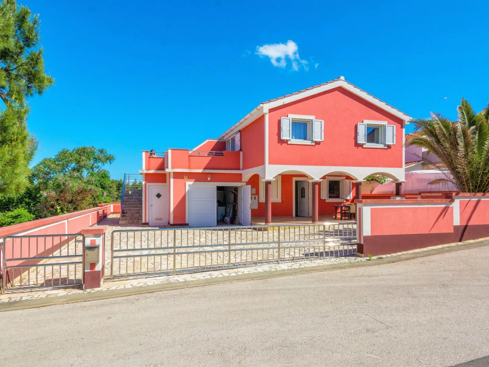 Apartment Kopi 2 - Image-tags.info