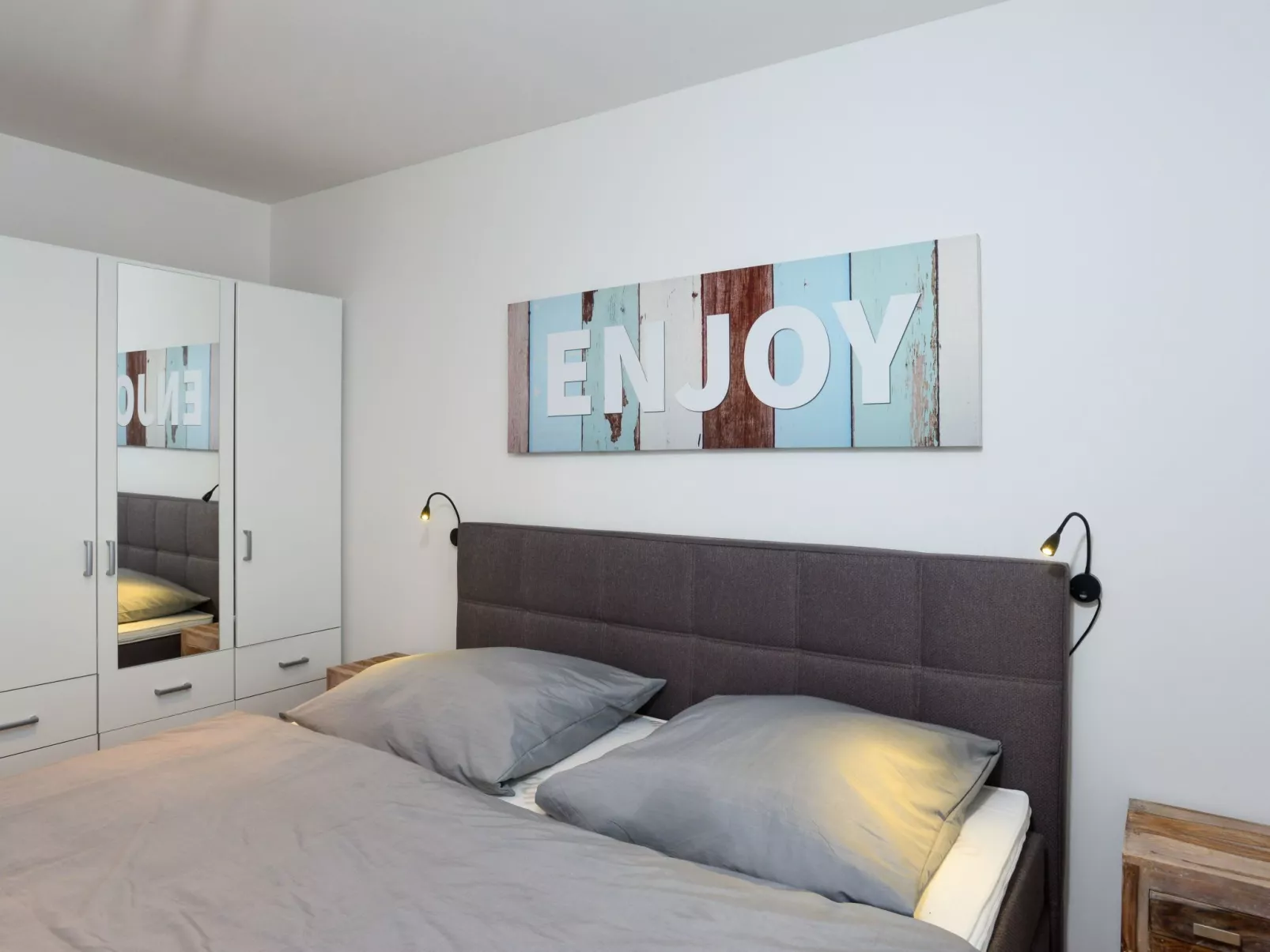 Marina Lodge - Image-tags.info