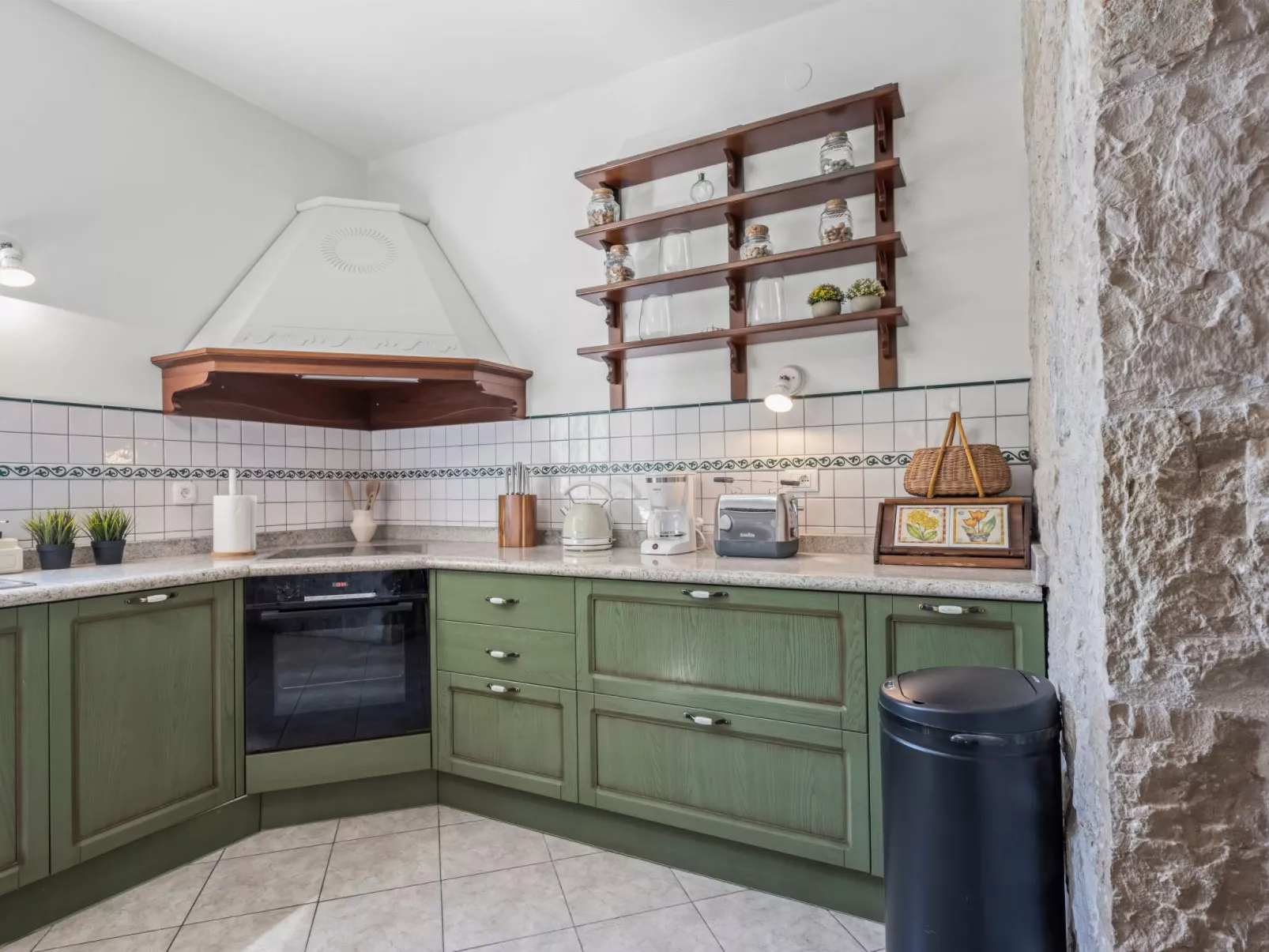 Villa Anna Varos - Image-tags.info