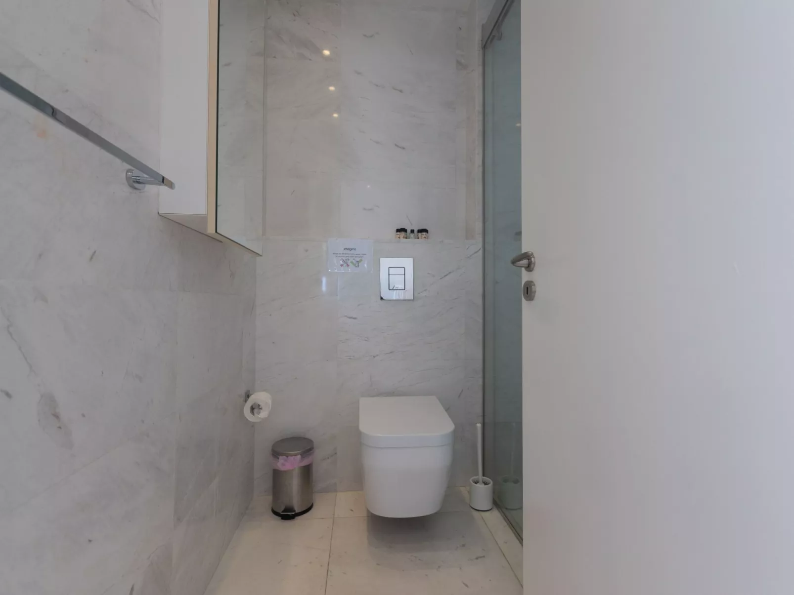 Luxuriöse Wohnung am Strand von Thalassa - Image-tags.info