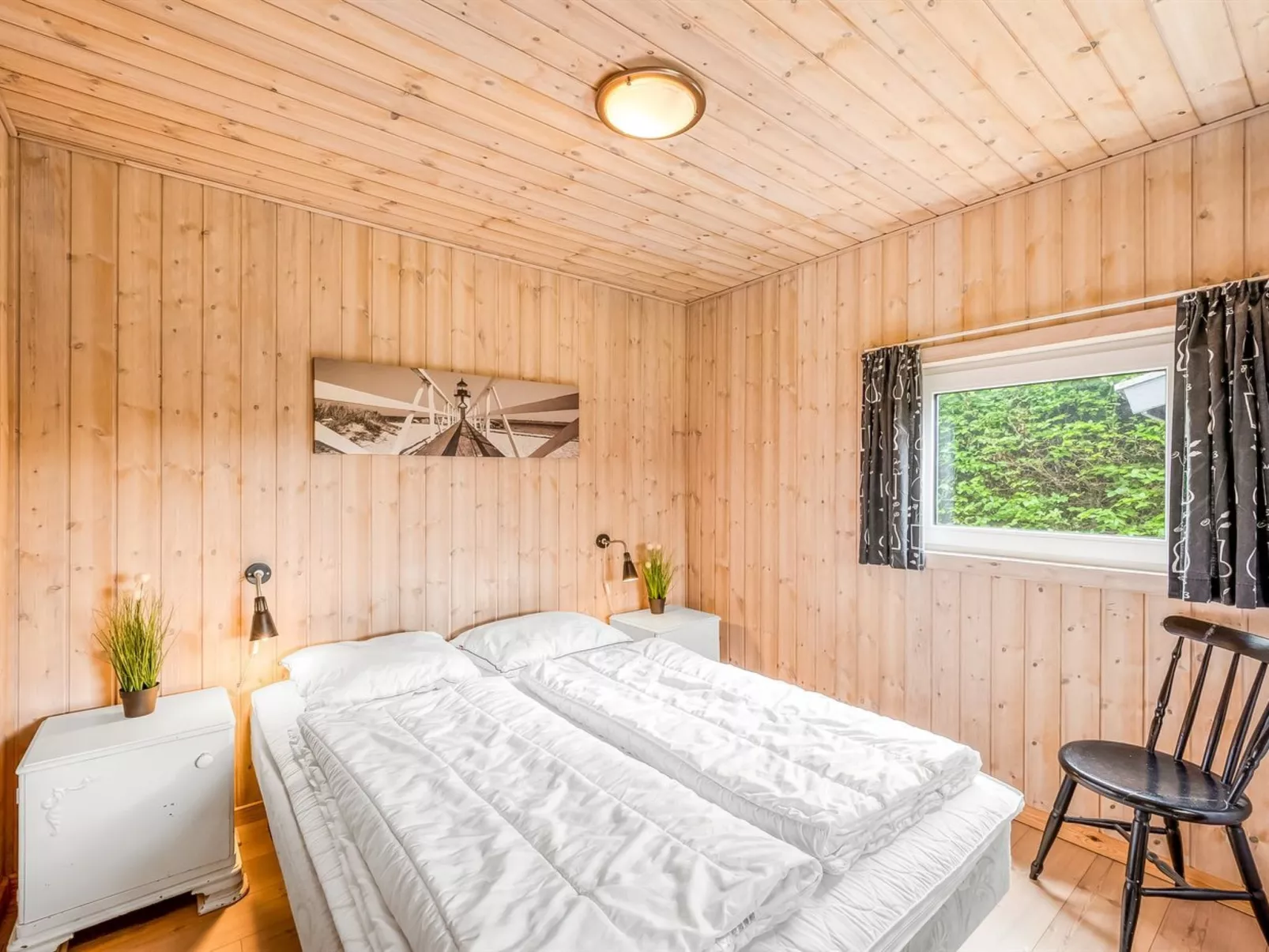 "Yorick" - 350m to the fjord - Binnen