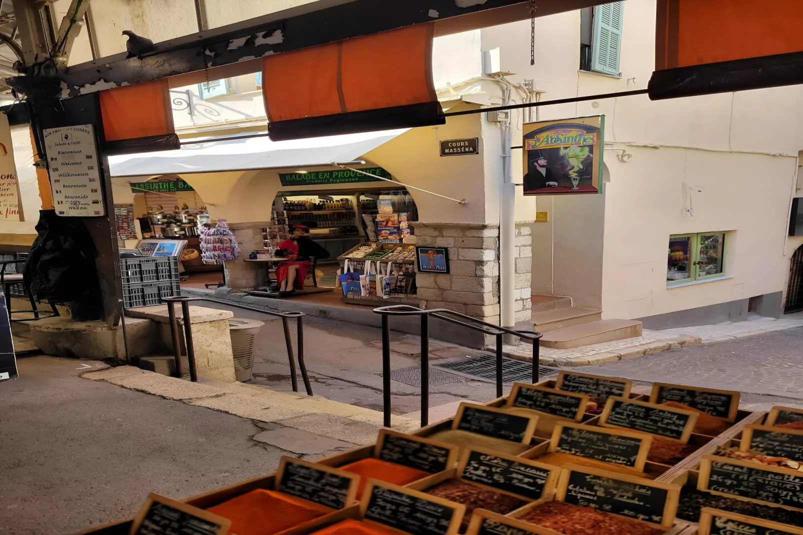 La Grenille - Gebieden zomer 1km