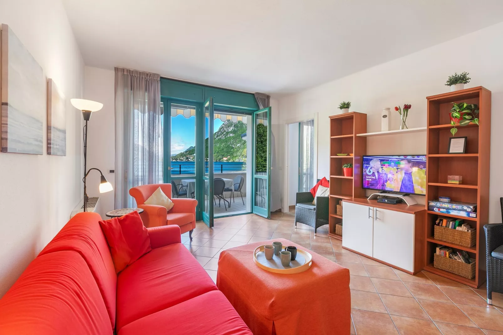 RESIDENCE PORTO LETIZIA - PALACE-2ROOM APT 6 PAX LAKE VIEW DELUXE 8210 - P2LD6 - Woonkamer