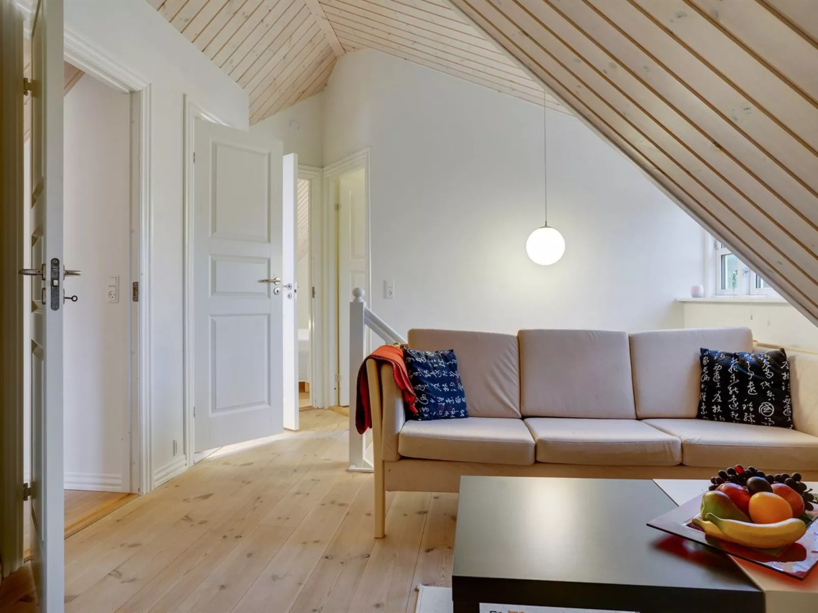 "Aagot" - 850m from the sea - Binnen