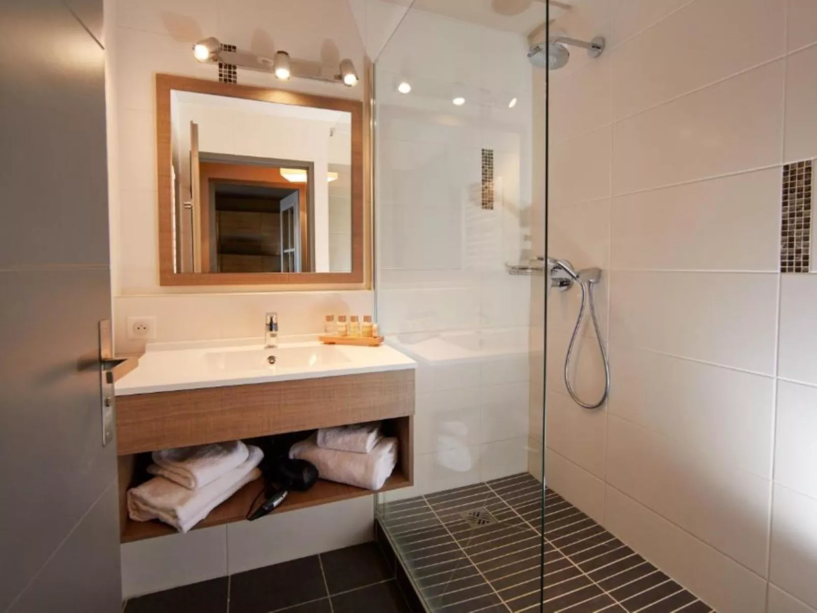 CGH Rés&Spa Chalets du Soleil (C) 4* - Binnen