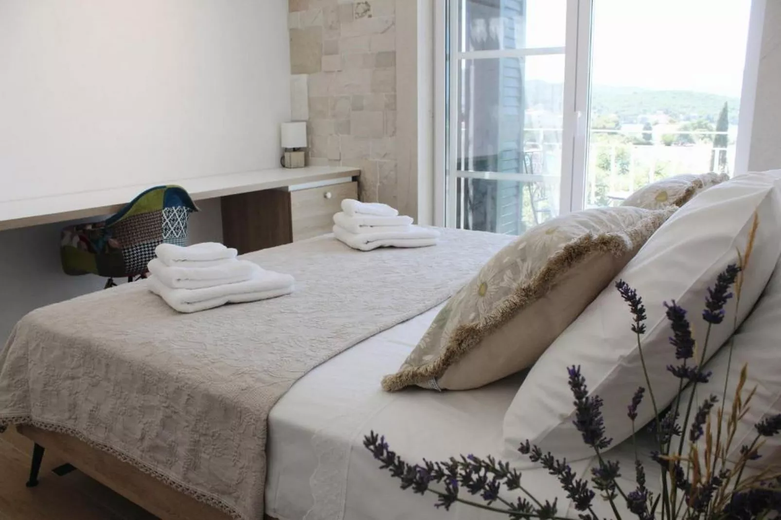 Villa Vera -Three Bedroom Villa with Swimming pool - Slaapkamer