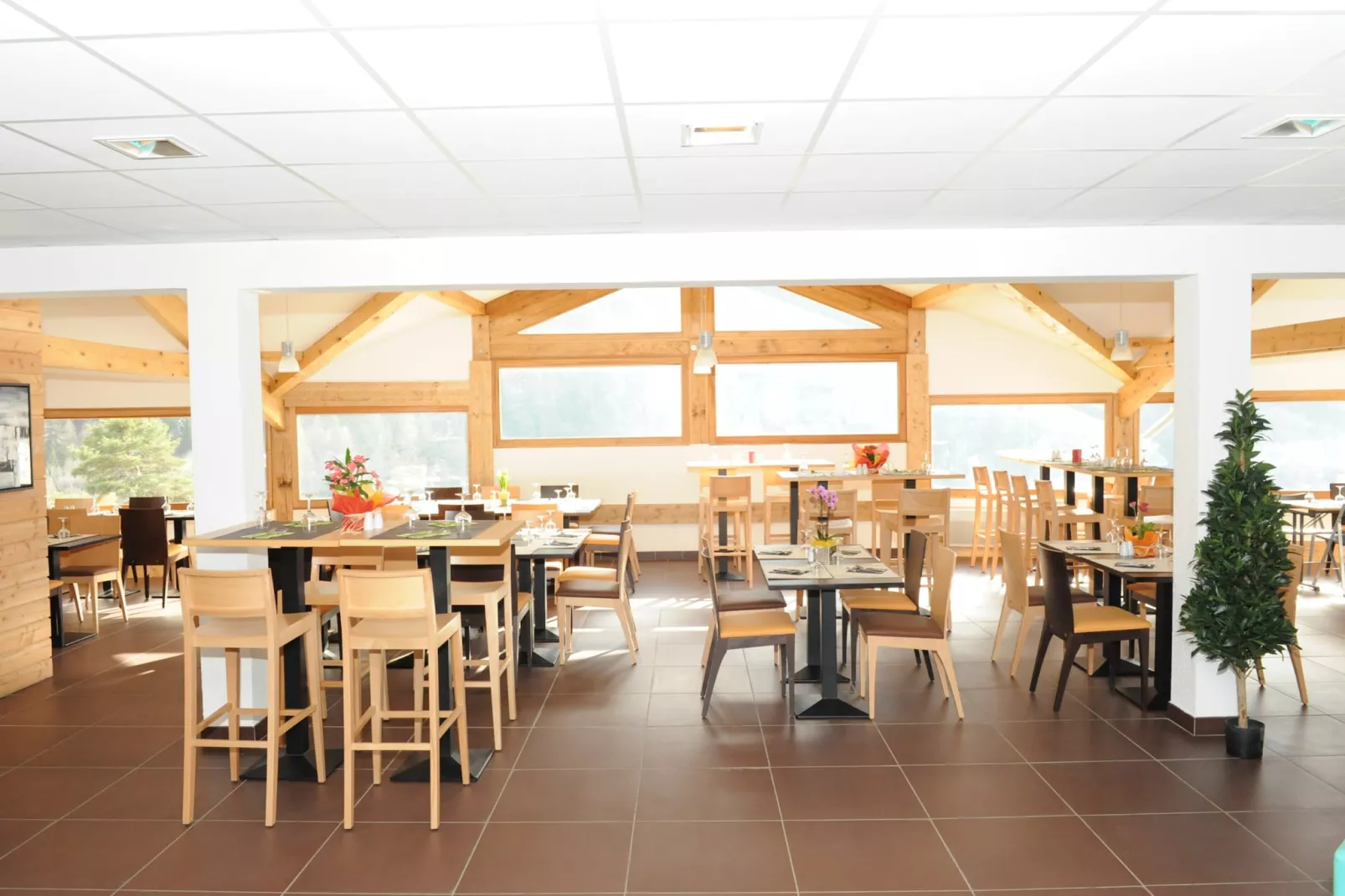 Hameau 8 102 - SPA & PISCINE appartement 4 pers - Image-tags.resort