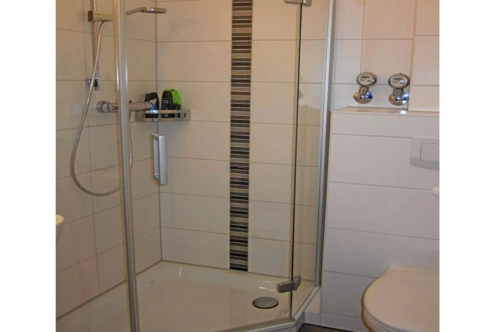 436156-Badkamer