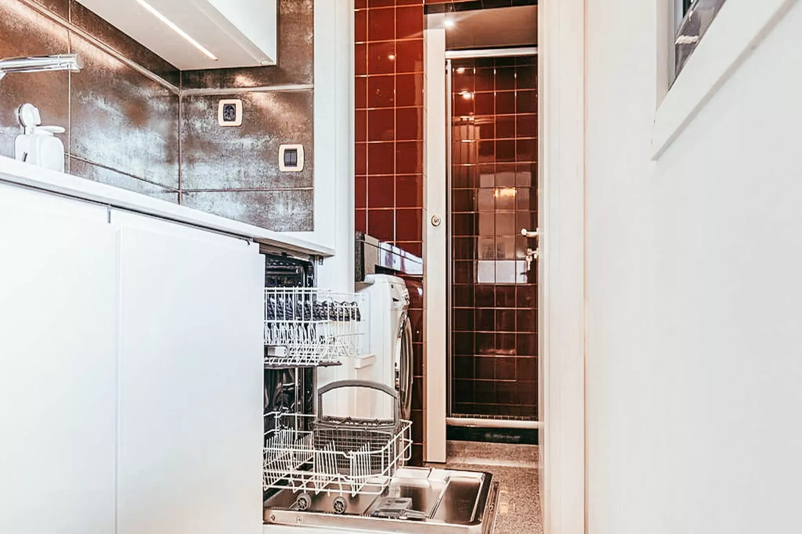 Trendy Apartment River View By Gthouse - Keuken