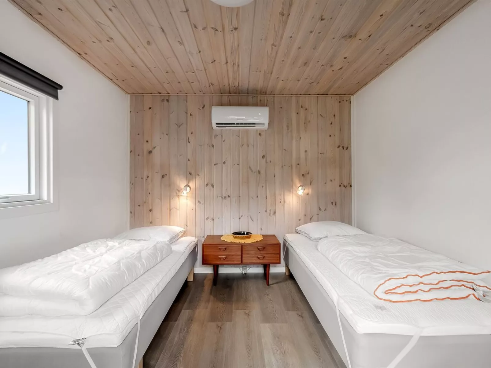 "Ayo" - 200m from the sea-Binnen