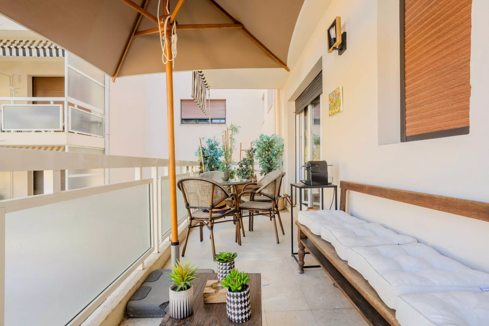 MB-2-PINS-M-Niet-getagd