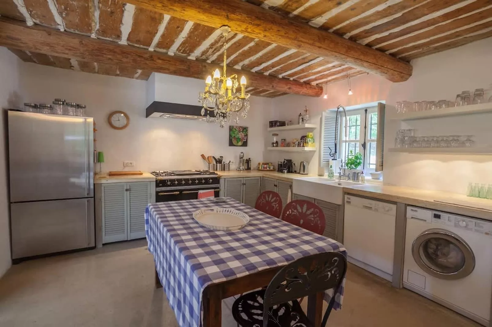 Villa Les Beaumettes - Havre de paix dans le Luberon-Keuken