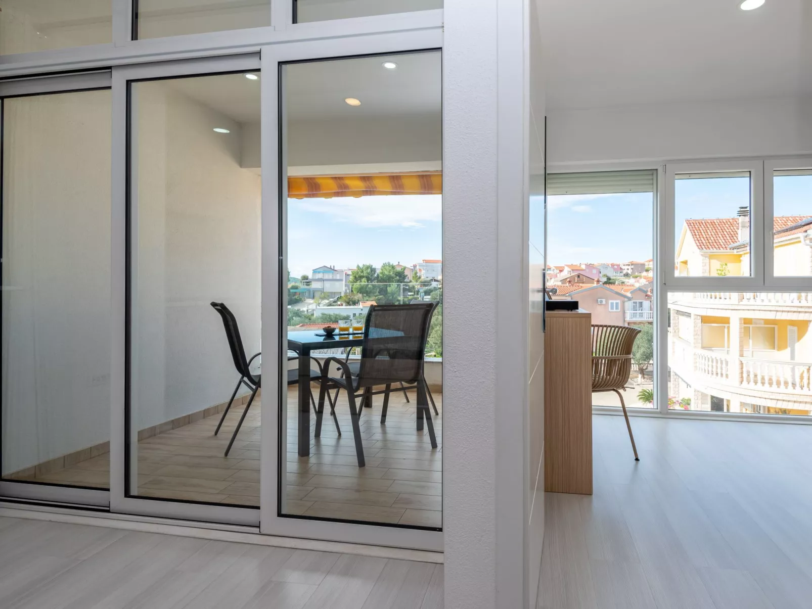 Apartment mit Meerblick - nur für Erwachsene - Image-tags.info