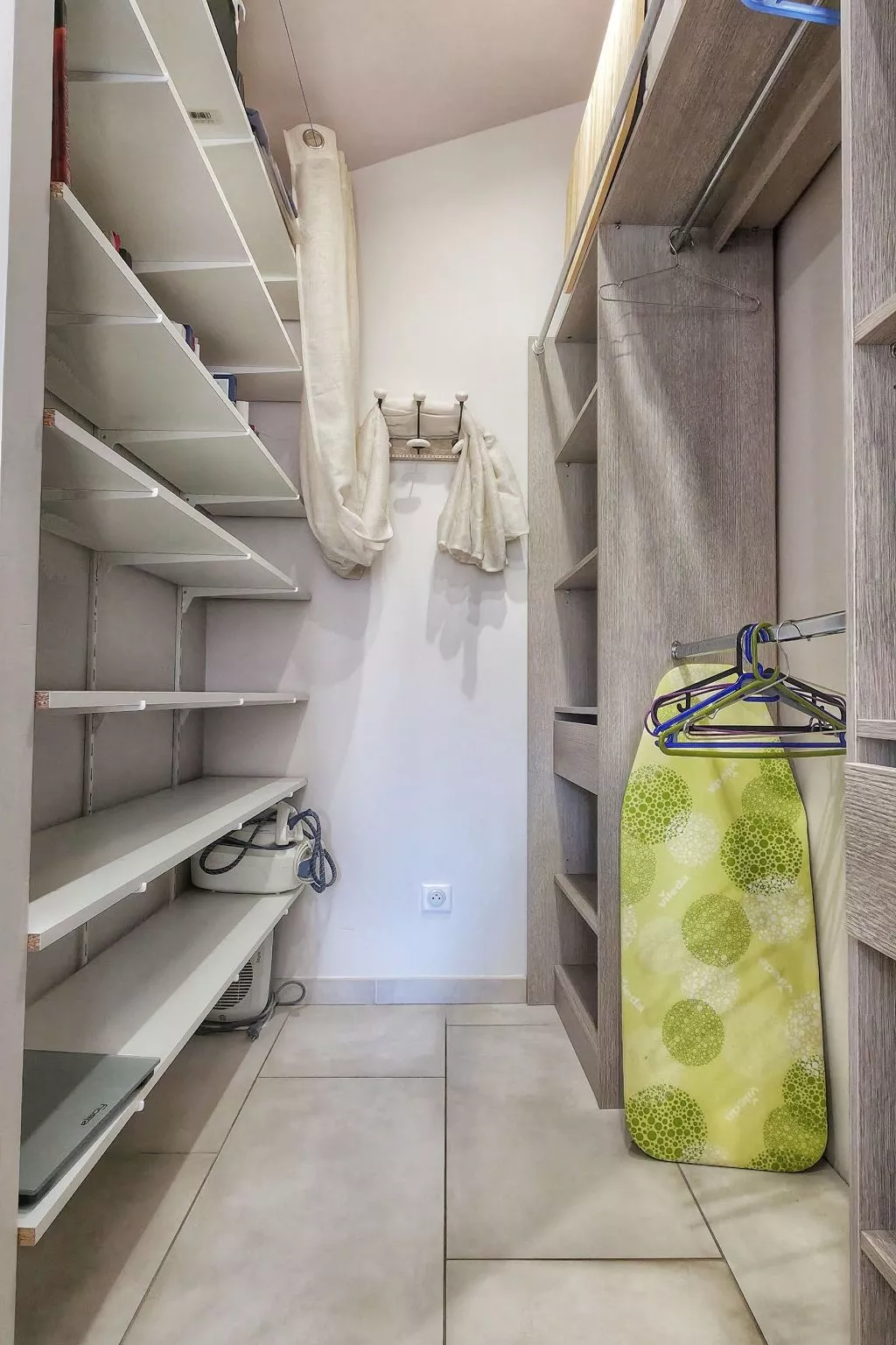 Bauernhaus aus Stein mit schöner Aussicht "Mas de Lysis". - Image-tags.info