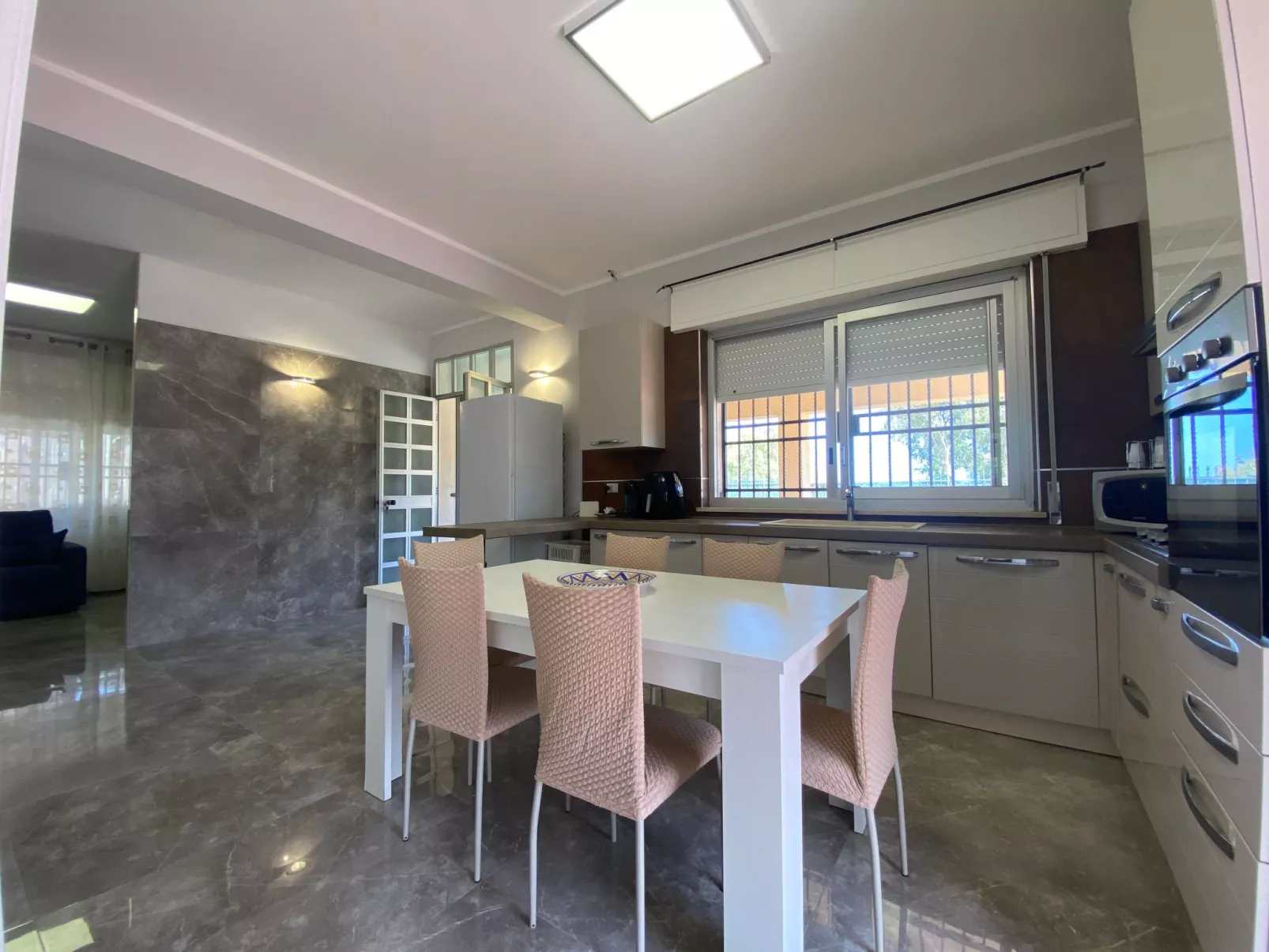 Villa Grace, Strand 200 m entfernt - Image-tags.info