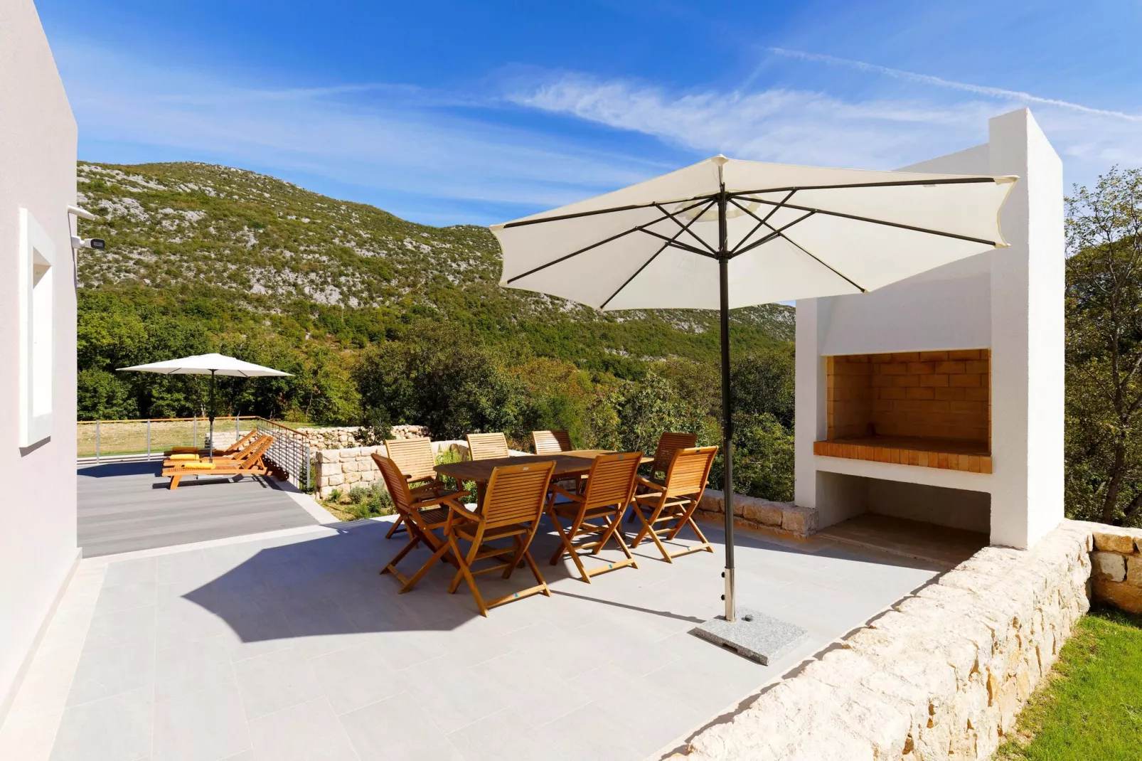 Villa Jure-Terrasbalkon