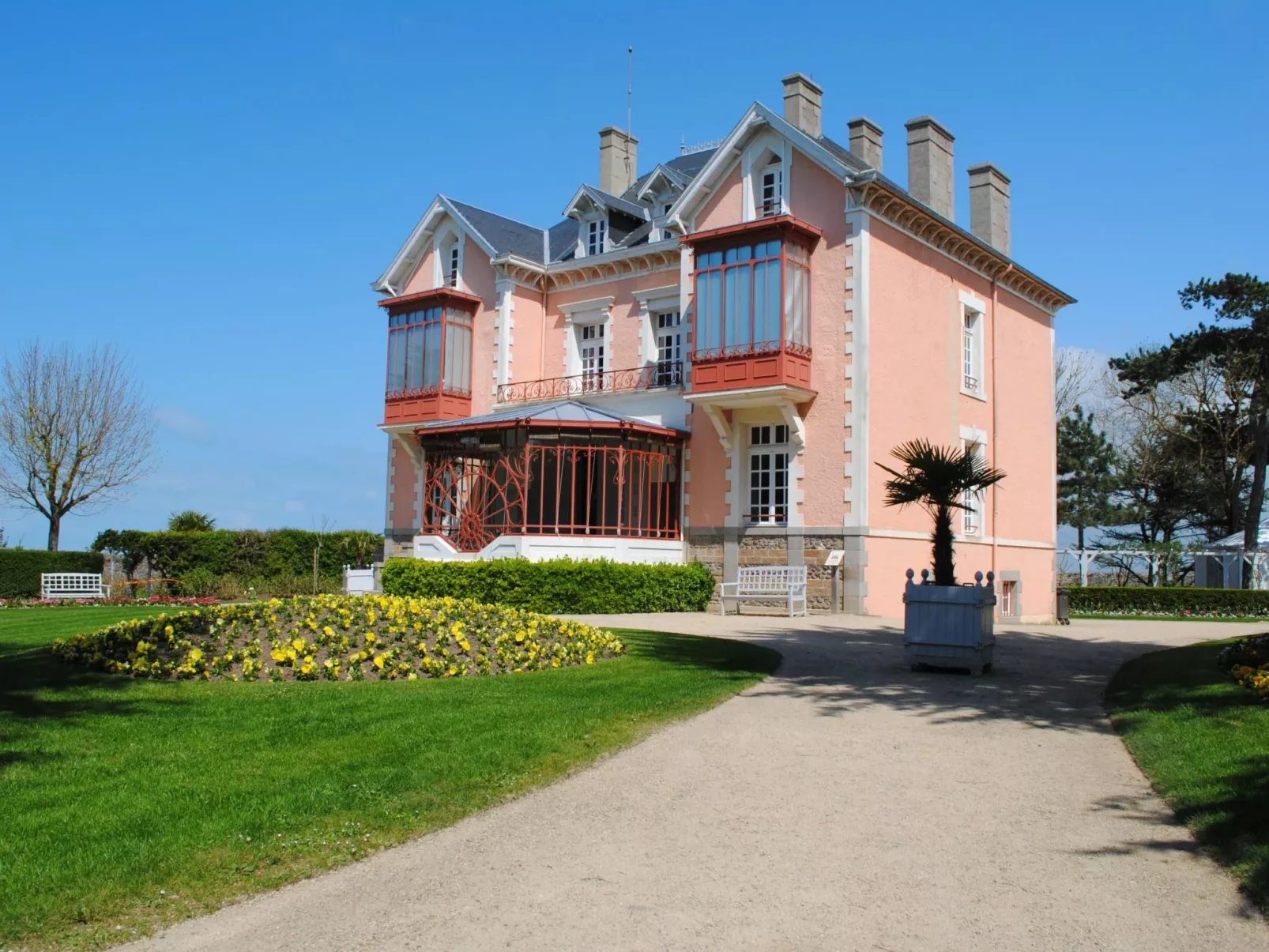 "Les flots bleus" (Die blauen Strände) - Binnen